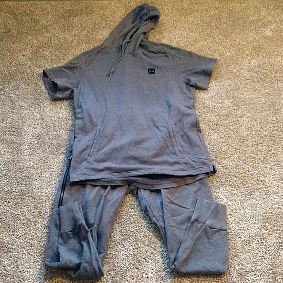 Under Armour Other - Under Armour Hooded Sweats